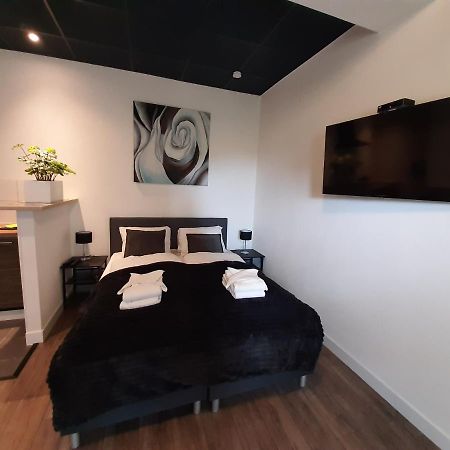 De Vier Linden Bed & Breakfast Vierlingsbeek ภายนอก รูปภาพ