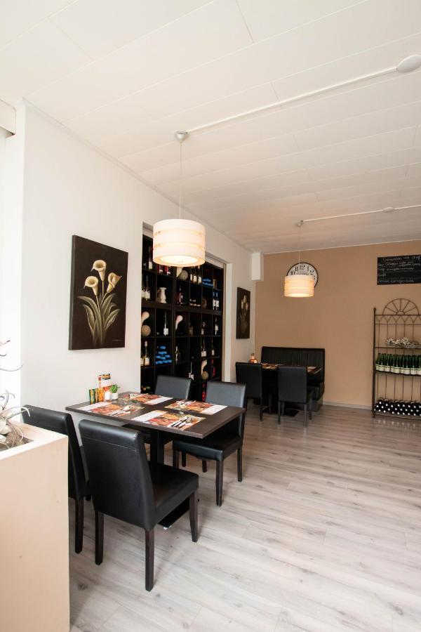 De Vier Linden Bed & Breakfast Vierlingsbeek ภายนอก รูปภาพ