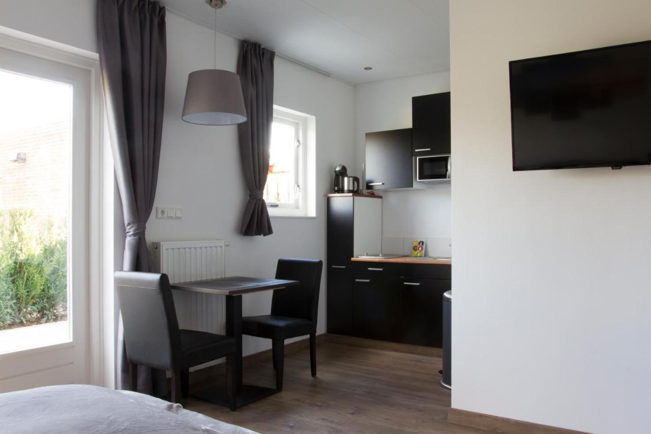 De Vier Linden Bed & Breakfast Vierlingsbeek ภายนอก รูปภาพ