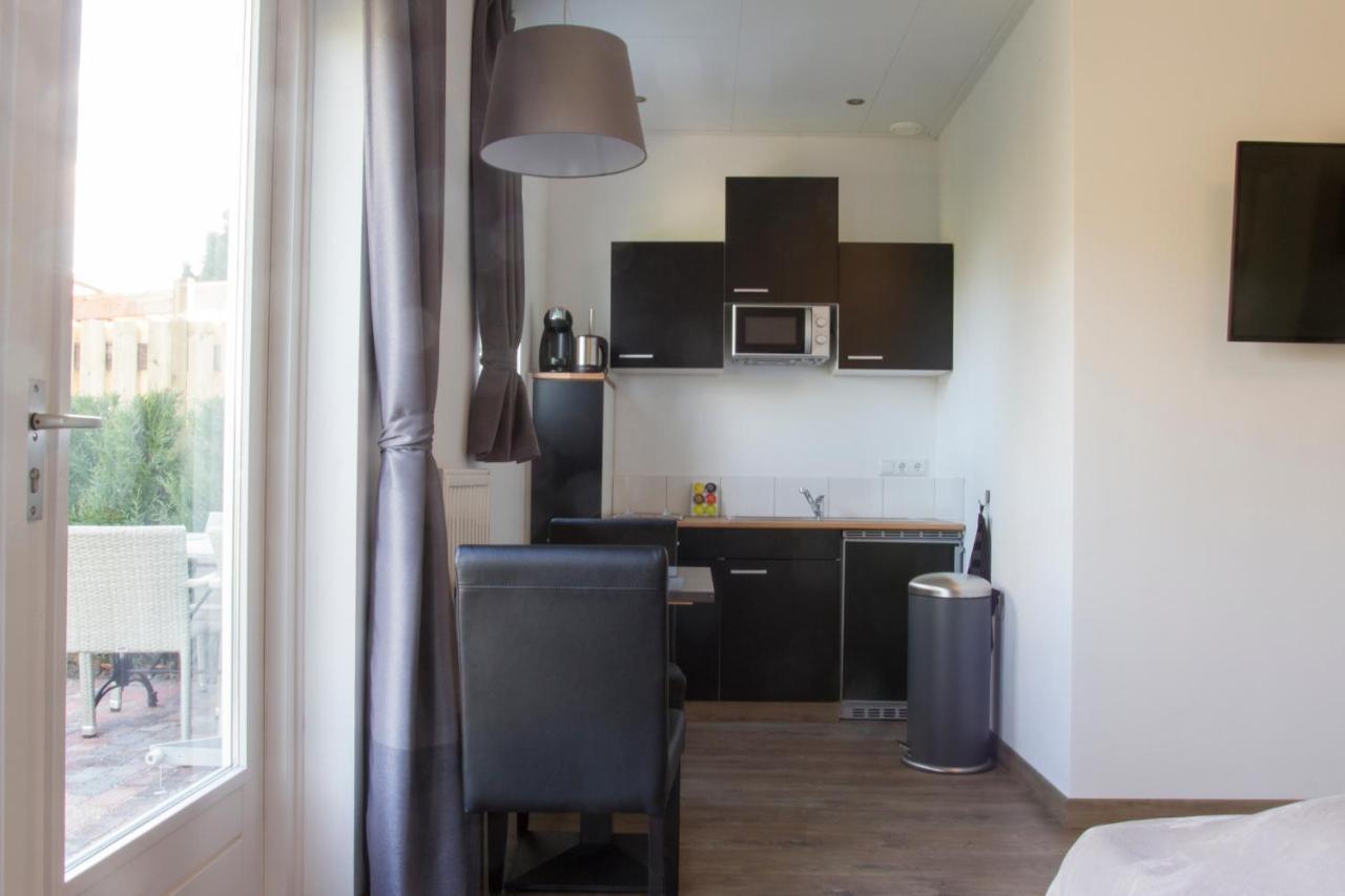 De Vier Linden Bed & Breakfast Vierlingsbeek ภายนอก รูปภาพ
